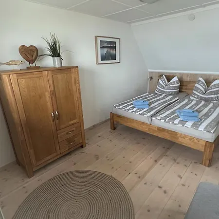 Appartement Bootshaus Bristow Am Malchiner Schorssow