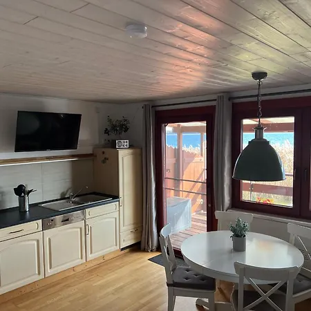 Bootshaus Bristow Am Malchiner Appartement