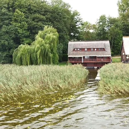 Bootshaus Bristow Am Malchiner Schorssow